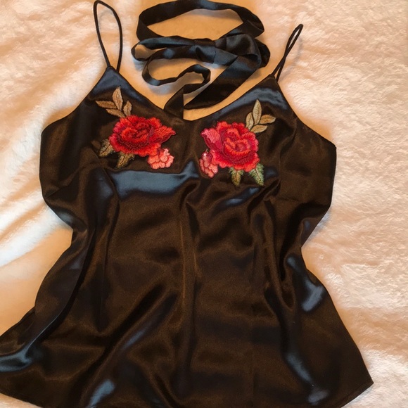 🌺HP🌺 Silky Black Rose Embroidered Camisole - Picture 2 of 7